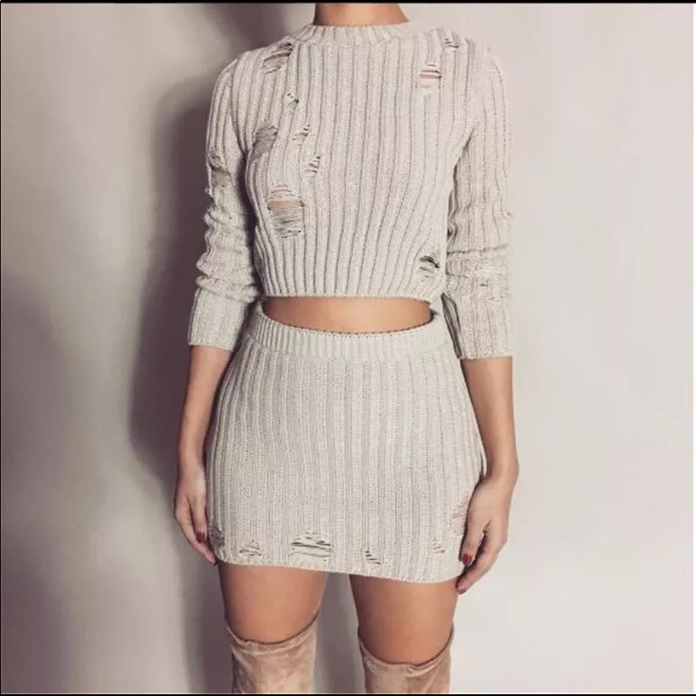 Distressed 2 piece outfit